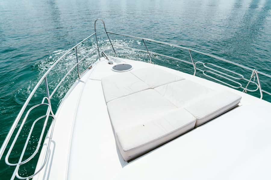 Dubai: Private Luxury Yacht Tour on a 50-Foot Yacht - Crew service and the small personal touches