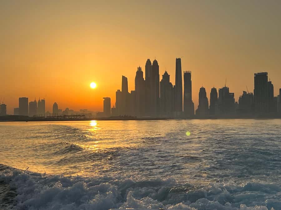 Dubai: Private Sunset Yacht Tour from Dubai Marina - Why this private sunset cruise works
