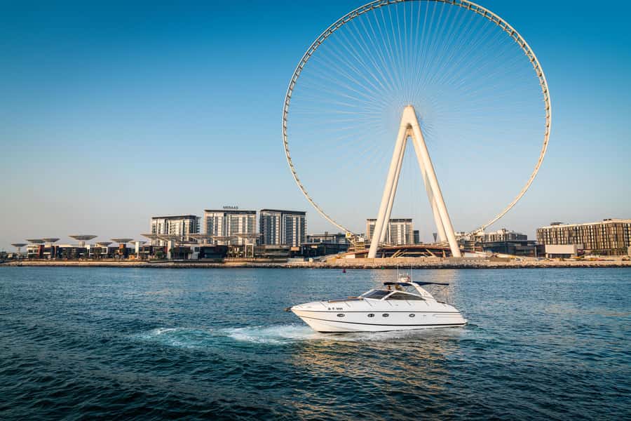 Dubai: Private Sunset Yacht Tour from Dubai Marina - Zabeel Palace and the Palm