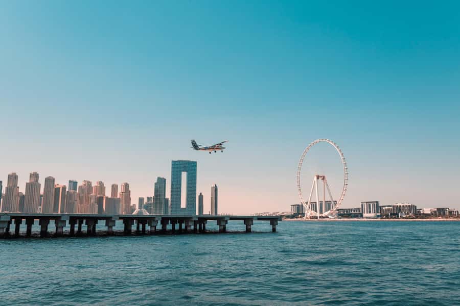 Dubai: Private VIP Luxury Yacht Tour with BBQ & Drinks - Dubai Marina Canal and the city’s modern face