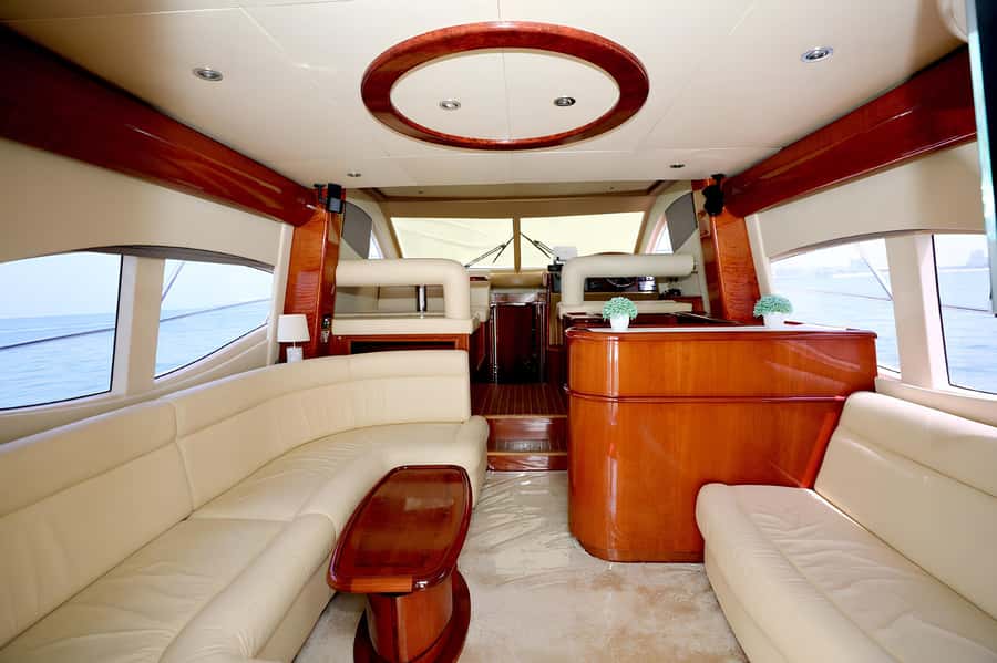 Dubai: Private Yacht Tour Experience with Soft Drinks - Atlantis comes with the three-hour and longer choices