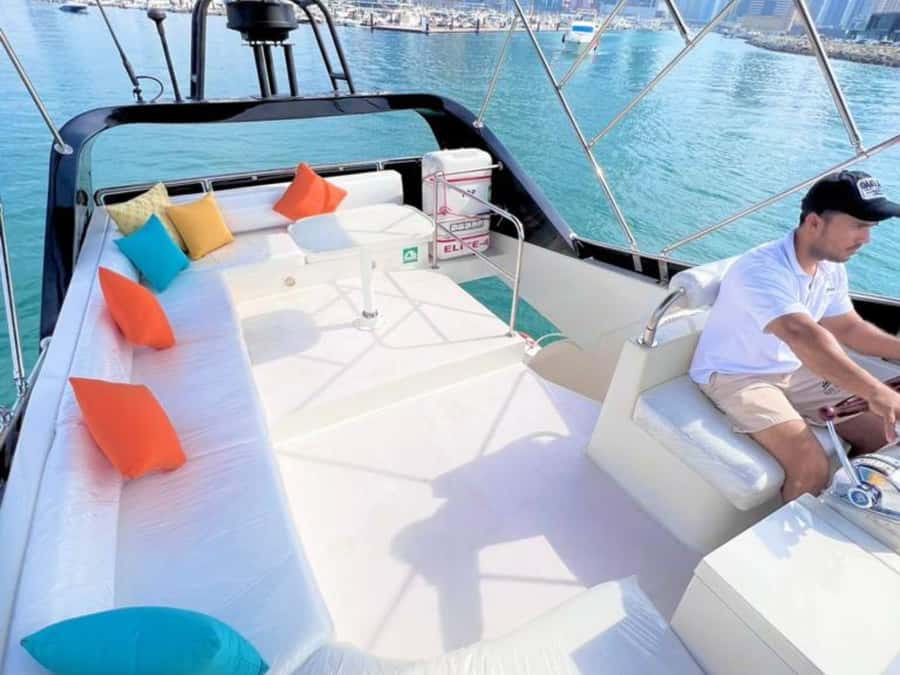 Dubai:Private Yacht with and Burj Al Arab Sightseeing. - Bluewater Island and Ain Dubai