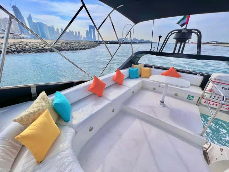 Dubai:Private Yacht with and Burj Al Arab Sightseeing. - Timing, comfort, and rules