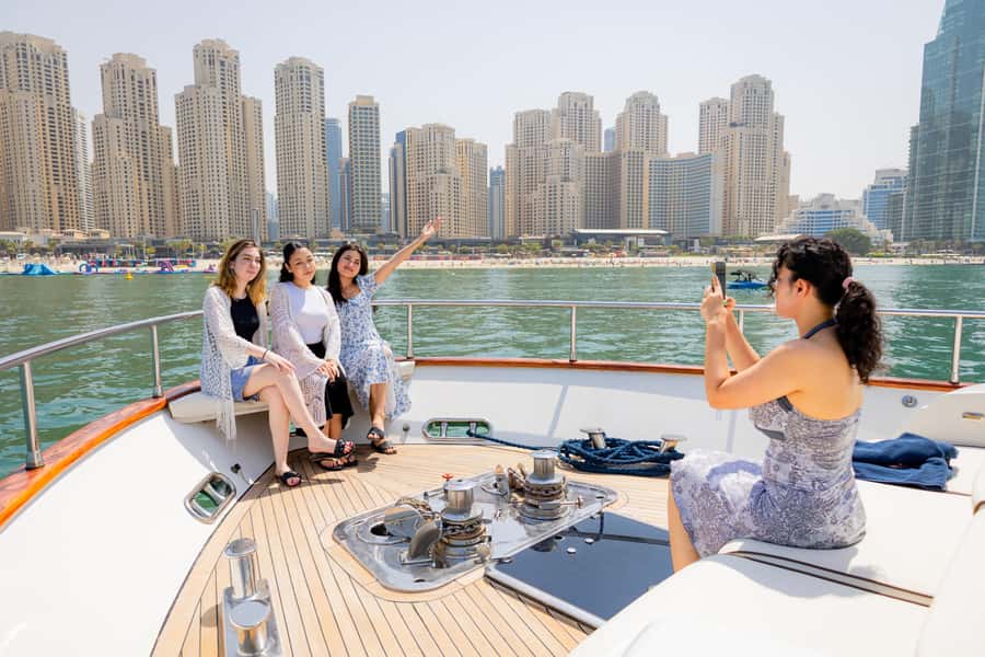 Dubai: The Luxury Yacht Tour with Live BBQ Option - Boarding the yacht and settling in