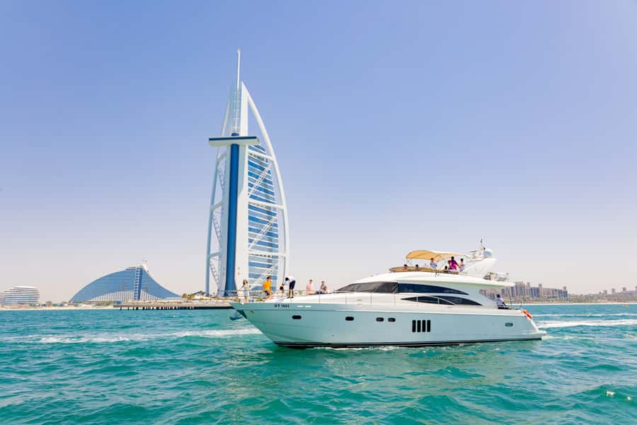 Dubai: The Luxury Yacht Tour with Live BBQ Option - Crew service and the human touch