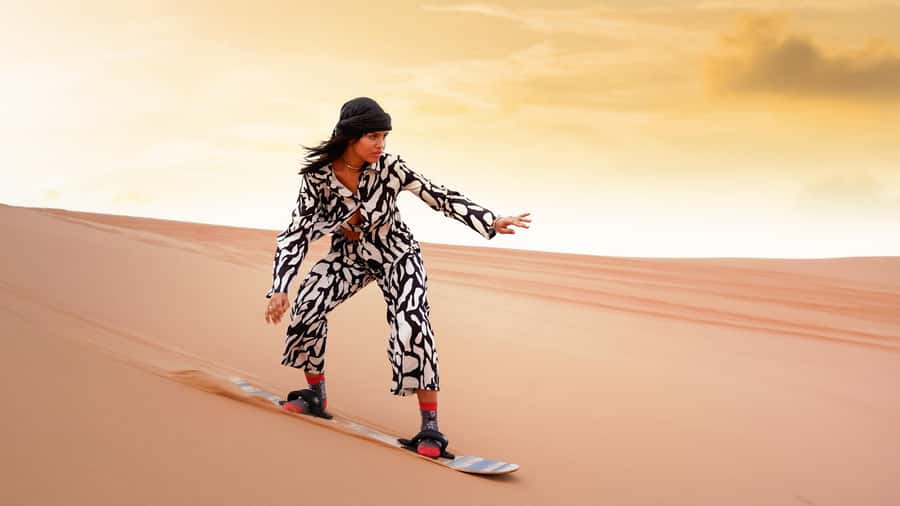 Dubai Waves & Dunes: Luxury Yacht Cruise w/ Red Dunes Safari - Sandboarding and the short camel ride