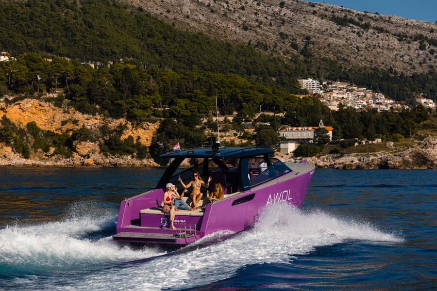 Dubrovnik: Private Luxury Yacht Tour to the Elaphite Islands - Koločep, where caves shape the first stop