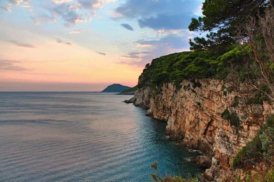 Dubrovnik: Private Luxury Yacht Tour to the Elaphite Islands - Why the private format matters