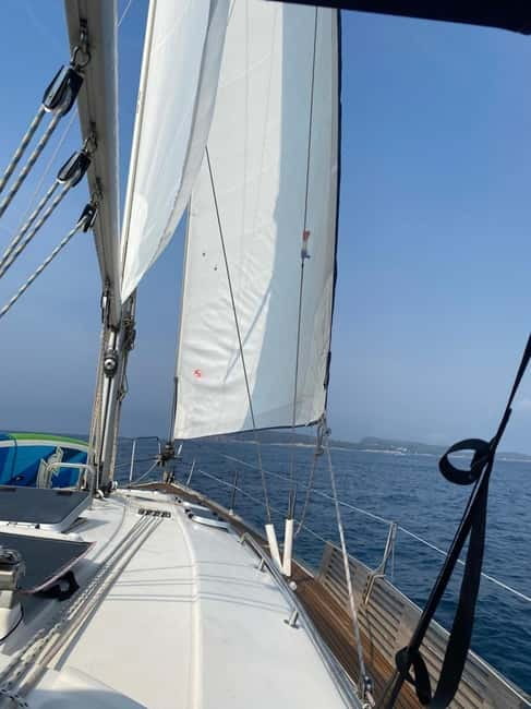 Dubrovnik:Romantic Sunset with a bottle of wine on a yacht - Two ways to spend the evening on the water