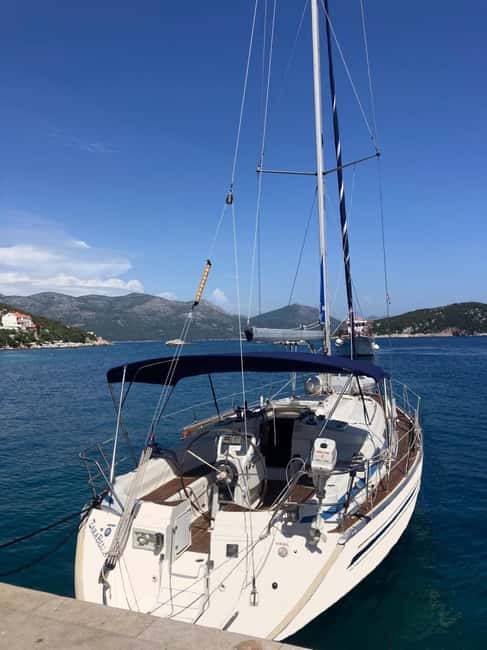 Dubrovnik yacht cruise - Private tour to Elafity & Blue cave - What makes this Dubrovnik sailing day different