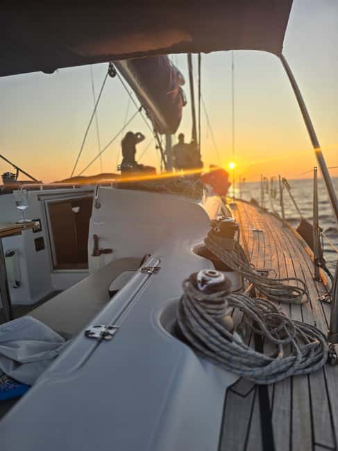 Elegant Sunset cruise under sails,large yacht,full comfort - Should you book SailingZadar’s sunset cruise?