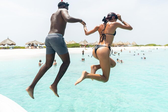 Exclusive 38ft Yacht Charter Experience in Klein Curaçao - What the $850 price really buys you