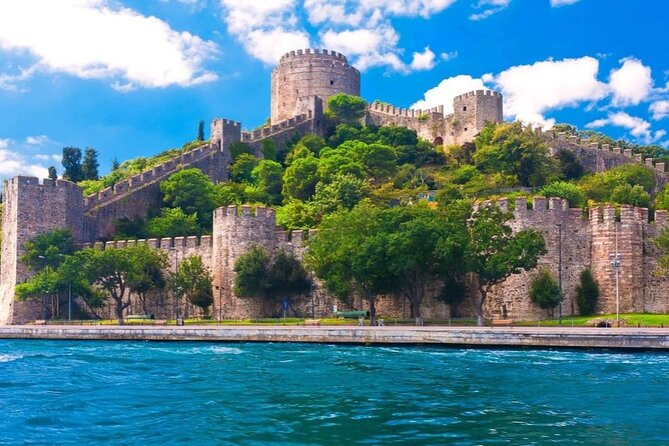 Exclusive Luxury Yacht Bosphorus Sightseeing Cruise in Istanbul - Anadoluhisarı and the Asian Shore
