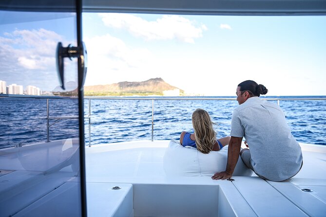 Exclusive Waikiki Yacht Snorkel with Lunch and Bevs - Finding a quieter reef for snorkeling