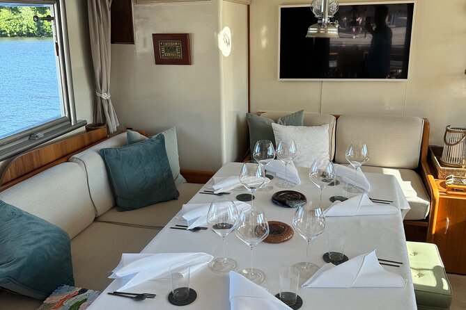 Exclusive Yacht Tour of Stockholm: sunset, dinner, lunch, cruise - Royal Palace, Gamla Stan, and Riddarholmen