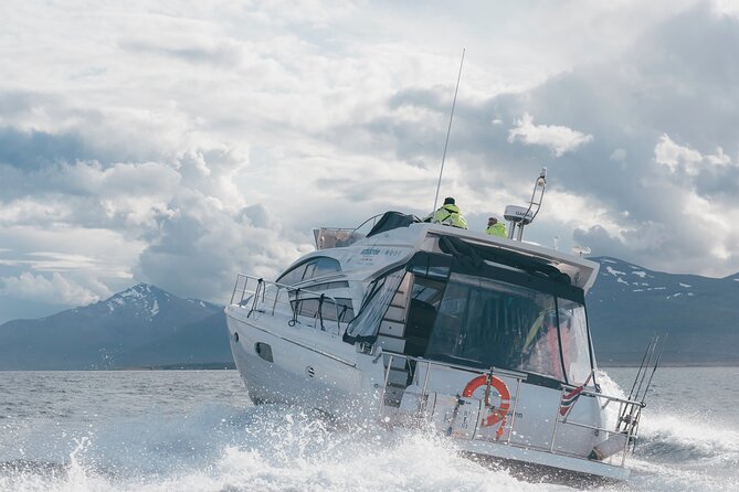 Fjordcruise - Luxury Yacht Arctic Queen - The Tirpitz Site and Northern Norway’s Wartime Past