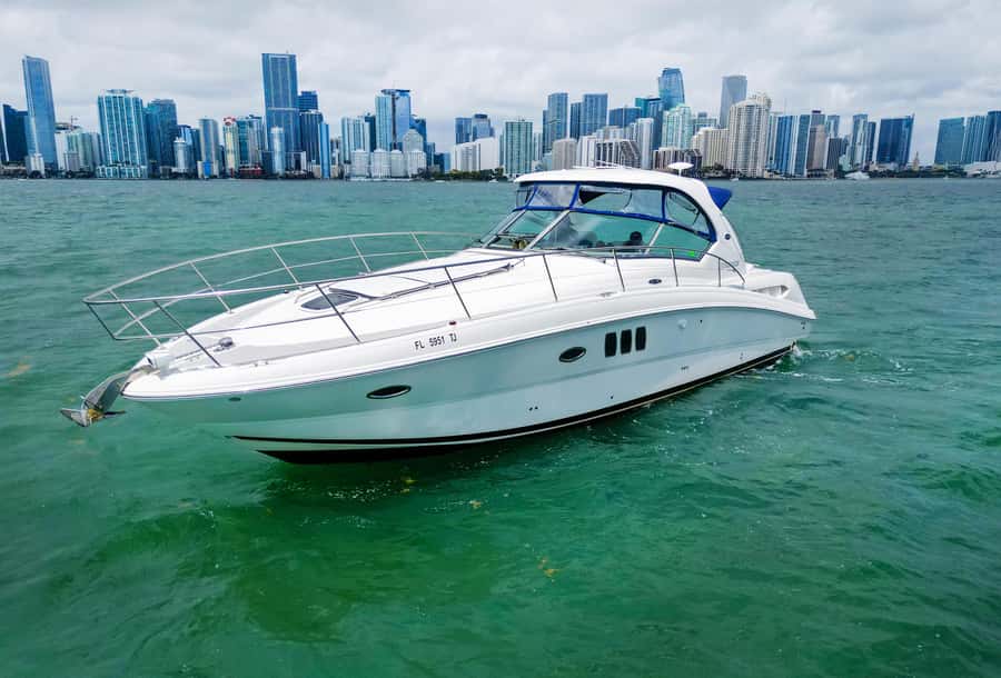 Fort Lauderdale: Private Yacht Cruise - Along Millionaire’s Row and Fort Lauderdale’s Canals