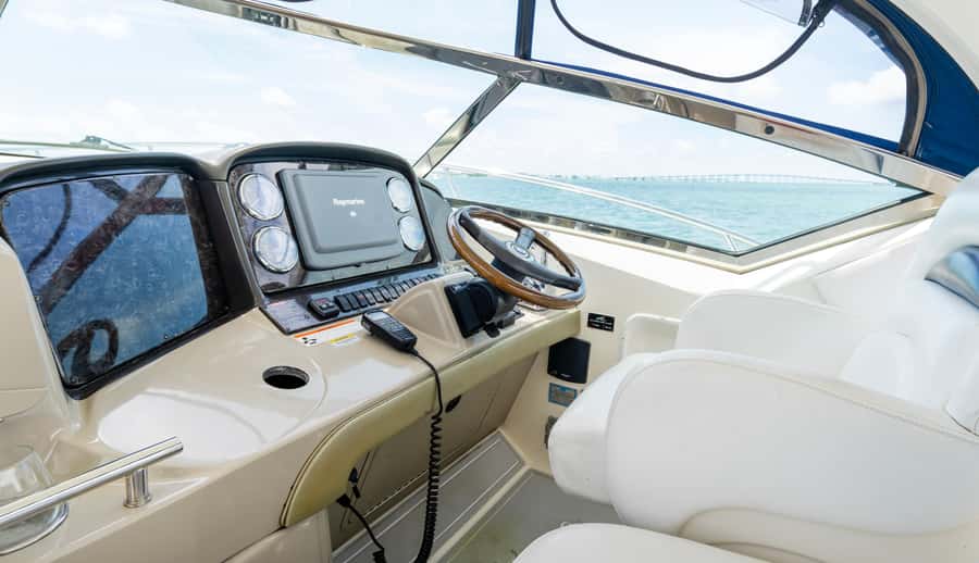 Fort Lauderdale: Private Yacht Cruise - Downtown Views, Stranahan House, and Port Everglades