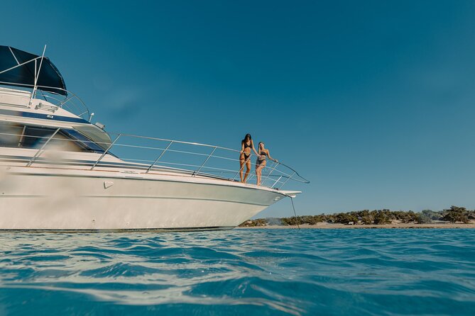 From Ierapetra: Day Cruise with Luxury Yacht to Chrissi island - Lunch aboard the yacht at a second bay
