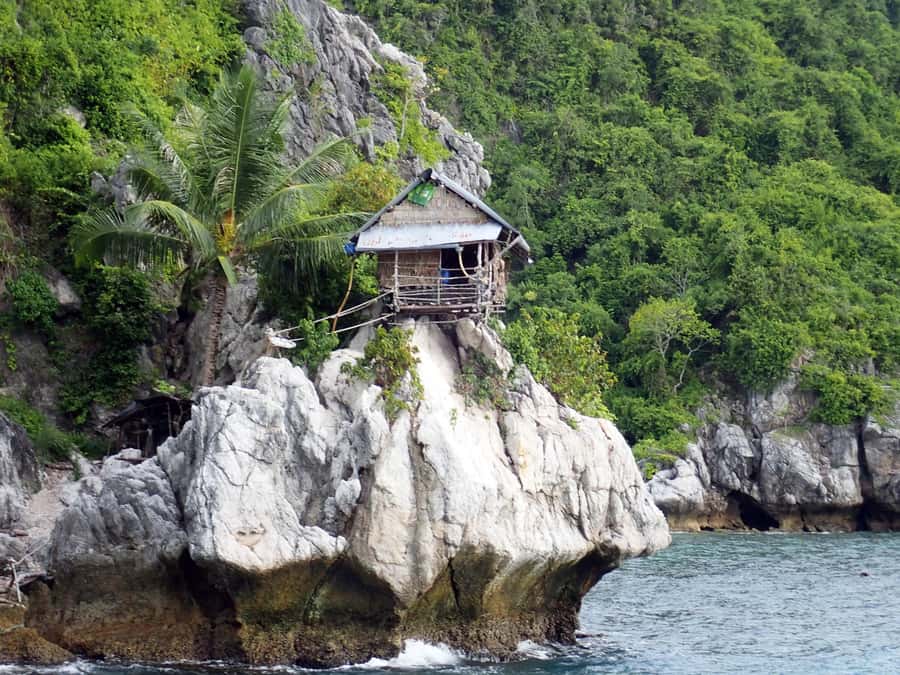 From Koh Samui: Half-Day Private Yacht Charter - Thai buffet lunch served onboard
