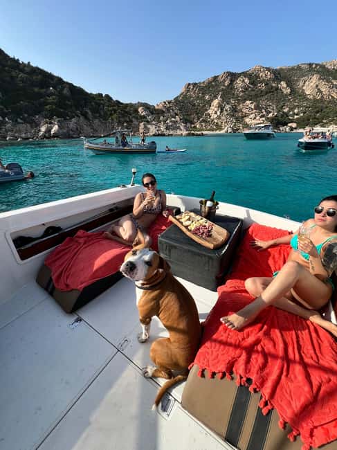 From Palau/La Maddalena: All inclusive Yacht Tour - Lunch on board, with Sardinian flavors