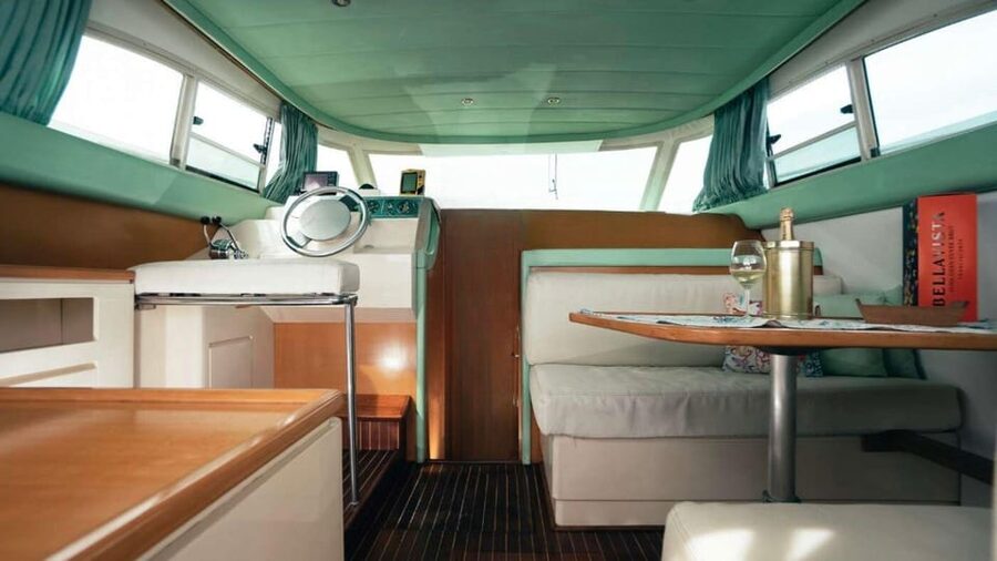 From Palau: La Maddalena Archipelago Yacht Tour with Lunch - Why the small group changes the experience