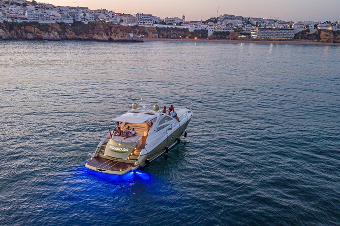 Full-Day Private Cruise in the Algarve Coast by Luxury Yacht - Praia da Marinha and the Alfanzina Lighthouse
