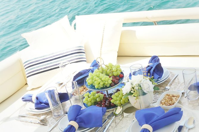 Full Day Private Luxury Yacht Cruise to Princes' Island and / or Bosphorus - Who should book this private cruise?