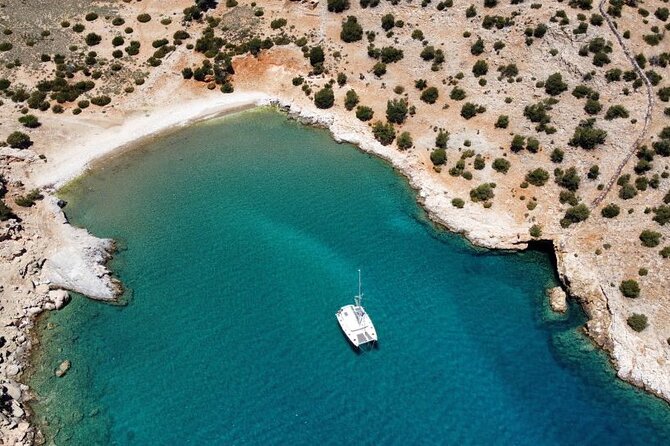 Full Day Yacht Tour in Catamaran Naxos Greece - The crew makes the difference
