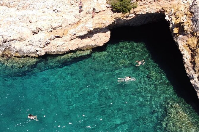 Full Day Yacht Tour in Catamaran Naxos Greece - Who will enjoy this Naxos catamaran trip?