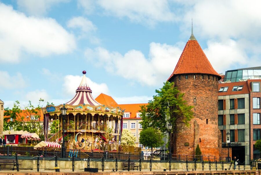 Gdańsk: Motlawa River Yacht Cruise - Recorded commentary, language, and what to expect