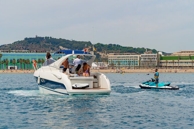 Gobbi Yacht Rental in Barcelona 9 Pax 2/4/8hs - Swimming at sea, Cala Montgat, or Hotel W