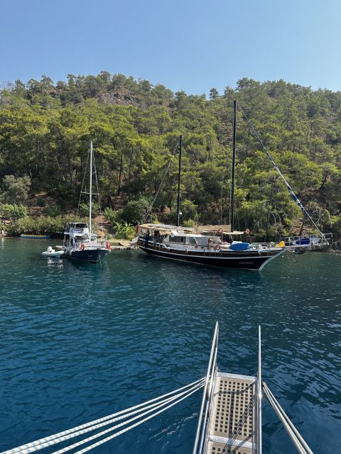 Gocek: Yacht Trip and 12 Island Full-Day Tour with Lunch - Setting out from Gocek at 10:30