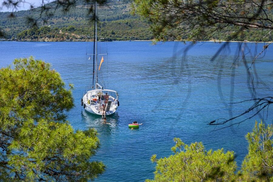 Halkidiki: Private Sailing Yacht Cruise Swim in Blue Waters - Final Call: A Strong Private Choice for Halkidiki