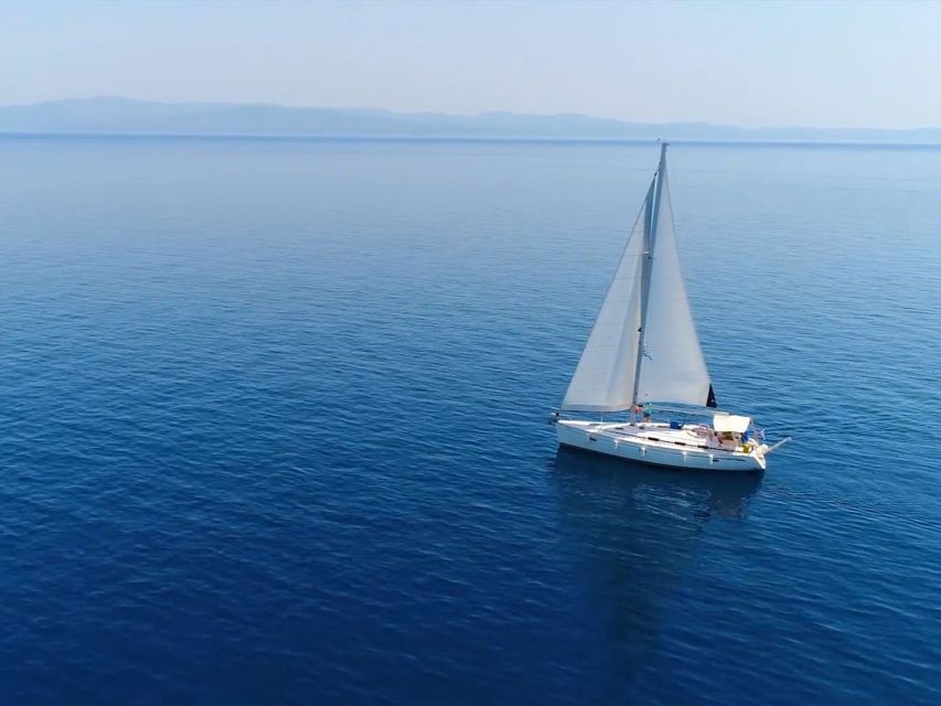 Halkidiki: Private Sailing Yacht Cruise Swim in Blue Waters - The 3-Hour Sunset Cruise
