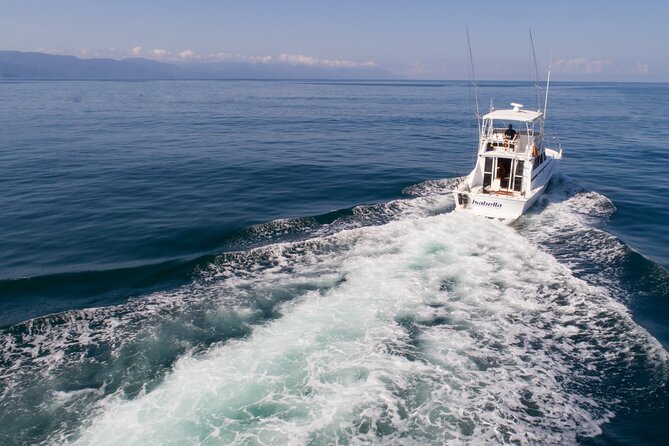 Hatteras 42-44' Classic Yachts in Puerto & Nuevo Vallarta - Snorkeling, beaches, and the wider bay