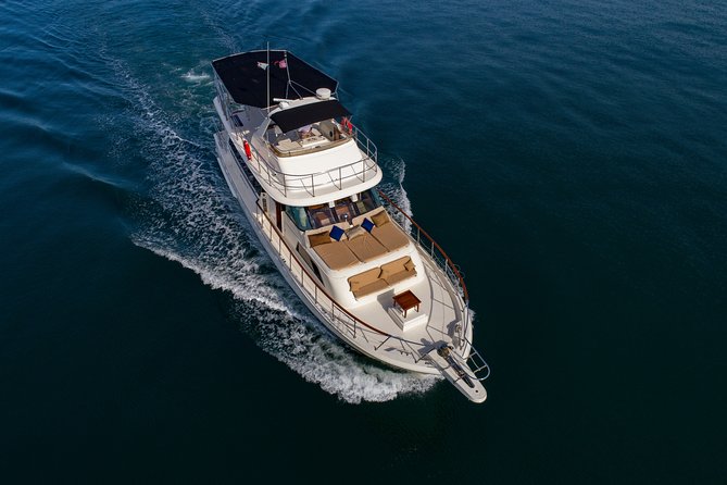 Hatteras 58-61' Luxury Yacht in Puerto Vallarta & Nuevo Nayarit - Swimming, snorkeling, kayaking, and paddleboarding