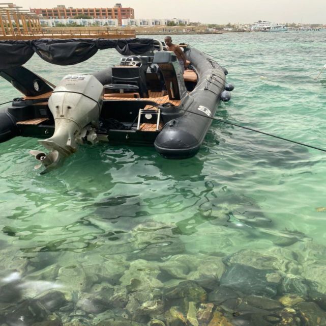 Hurghada: Private Dinner and Sunset Yacht Cruise - Seafood dinner at sunset
