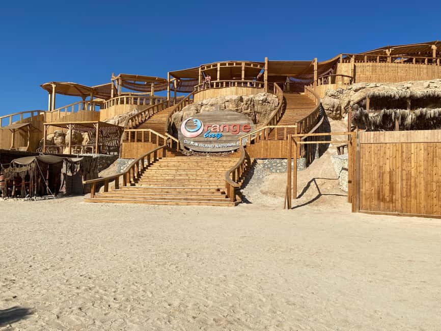 Hurghada: Yacht Trip 2 islands, Diving & Snorkeling W Lunch - Buffet lunch with Red Sea views