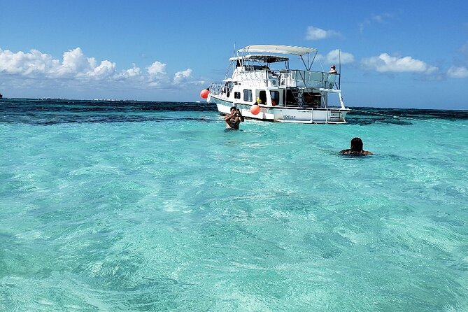 Isla Mujeres Full Day Tour on Yacht with Snorkel and Buffet - Starting at Marina del Rey at 10:30 a.m.