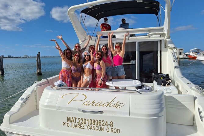 Isla Mujeres snorkeling tour on Exclusive 46ft Yacht in Cancun - Playa Norte and the quieter south side