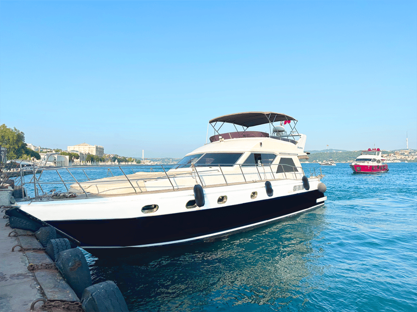 Istanbul: Bosphorus and Golden Horn Sunset Yacht Cruise - Maiden’s Tower is the visual centerpiece