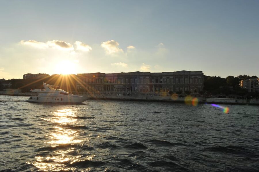 Istanbul: Bosphorus Cruise by Luxury Yacht - Galataport and the Karaköy waterfront