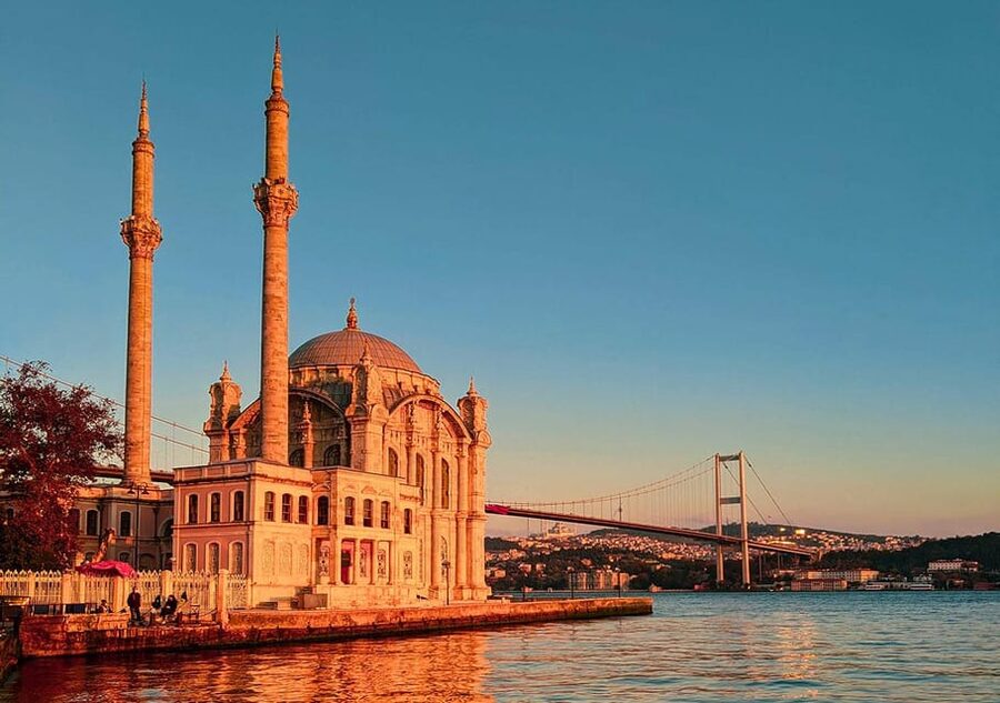 Istanbul: Bosphorus Cruise by Luxury Yacht - Bebek and the Bosphorus shoreline