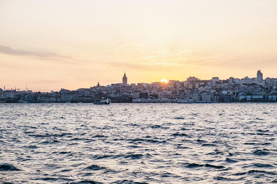 Istanbul: Bosphorus Sunset Cruise on a Luxury Yacht - Dolmabahçe Palace and Çırağan Palace from the water
