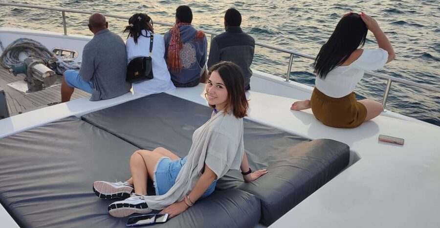 Istanbul: Bosphorus Sunset Cruise on Yacht with Live Guide - Five things to know before booking