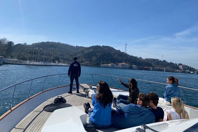 Istanbul Bosphorus Sunset Yacht Cruise - Rumeli Fortress and the Fatih Sultan Mehmet Bridge