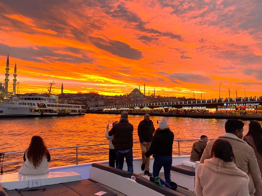 Istanbul: Bosphorus Sunset Yacht Cruise with Live Guide - The Asian shore: fortresses, palaces, and Maiden’s Tower