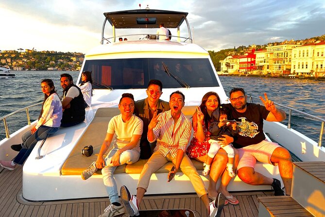 Istanbul Bosphorus Sunset Yacht Cruise With Live Guide And Snacks - The yacht, group size, and onboard service