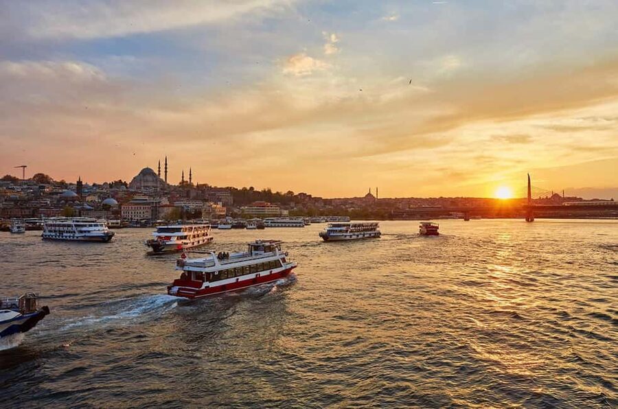 Istanbul: Bosphorus Yacht Cruise with Golden Horn View - Why the Bosphorus Is Worth Two Hours